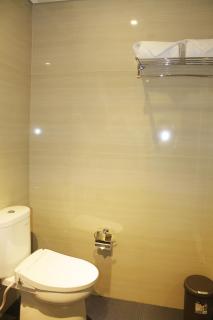 Kutabex Beachfront Hotel - Kuta - 1