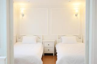 Gangnam Neat & Cozy Stay l Near Station - 0