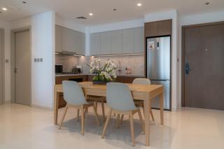 Seaside Bliss Chic 1BR with Balcony, Pool & Gym - 5