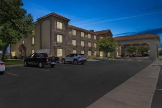 Comfort Inn & Suites Lancaster Antelope Valley - Lancaster - 8