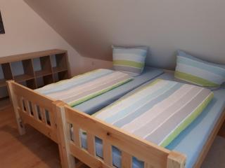 Monteurwohnung mit 3 Schlafzimmer Haus 5 - Neunkirchen - 4