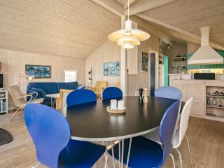 6 person holiday home in Ebberup-By Traum - Helnæs By - 2