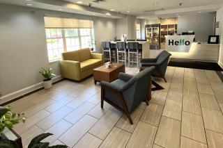 MainStay Suites Sterling near Dulles Town Center - Sterling - 1