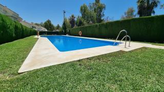 3-bedrooms HOUSE with private sunny garden and community pool in Nueva Andalucia near Puerto Banús - 1