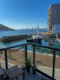 New Aptartment Ocean View Central - Tromsø - 9