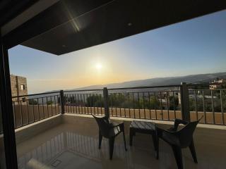 The view - Māḩiş - 2