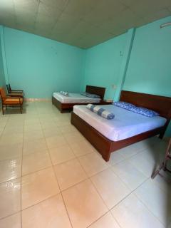 Lang Chai Guesthouse - 9