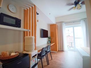 Studio Condo 3 mins to Mactan Airport with Pool and Gym - Pusok - 6
