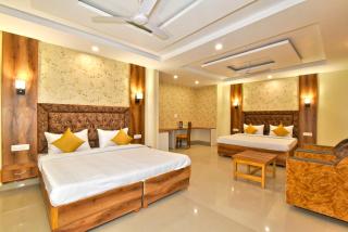 Vella Marina Group Pine view -Free Parking-cricket stadium 5 km-Mcleodganj 8 km- Bhagsunag - Dharamshala - 4