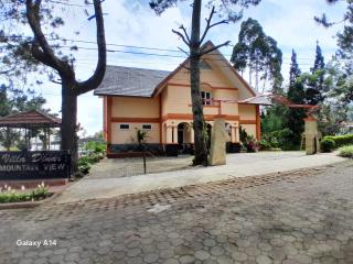 Villa Istana Bunga Lembang - Tegalharendong - 6