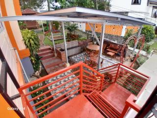 Villa Istana Bunga Lembang - 1