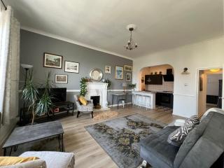 Sea Spray Victorian Apartment - St Leonards - 6