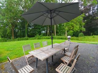 Gite with swimming pool situated in wonderful castle grounds in Gesves - 4