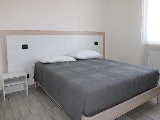 Holiday apartment near the lake, shared swimming pool - Lazise - 8