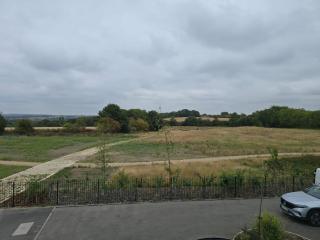 A spacious double room in a lovely home in Wakefield - Wakefield - 9