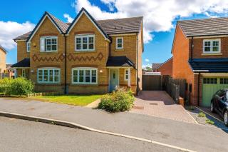 Long Term Stay 4 Bed 3 Bath & Parking Wrexham - Wrexham - 9