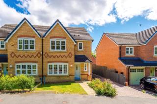 Long Term Stay 4 Bed 3 Bath & Parking Wrexham - Wrexham - 0