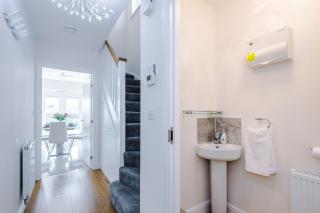 Long Term Stay 4 Bed 3 Bath & Parking Wrexham - Wrexham - 6