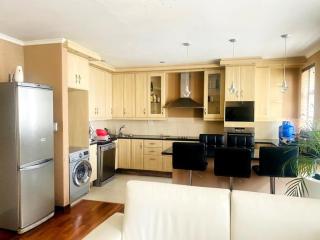 Modern 3 Bedroom Apartment - Johannesbourg - 5