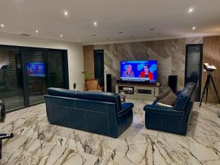 Country villa with pool - 0