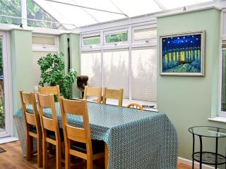 Stylish 3-Bed Home in Canton wGarden Parking Pass The Keys - Cardiff - 8