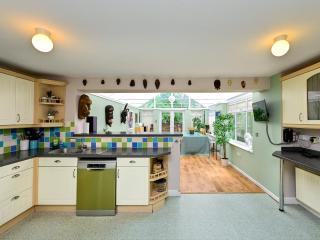 Stylish 3-Bed Home in Canton wGarden Parking Pass The Keys - Cardiff - 7