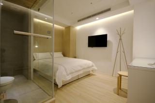 Mini West Hotel - 1