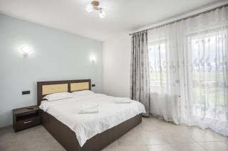 Vila de pe deal Poiana stampei - 4