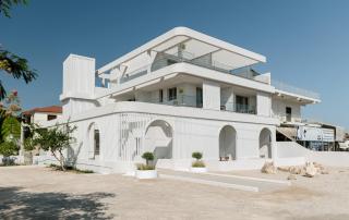 FOS Luxury Suites - 3