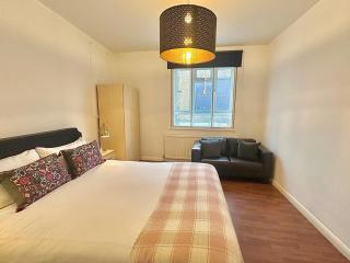 Stay in Euston - London - 6