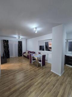 Riverside Apartament - Luduş - 8