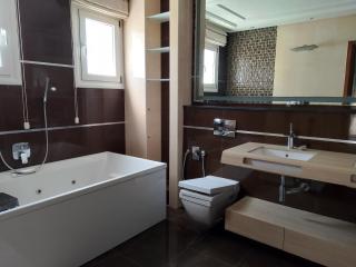 Joli Appartement Superieur Avec une réserve d'eau - Sousse - 3