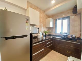 Modern 2bed Bandra AreaParkingUnit 2 - 1