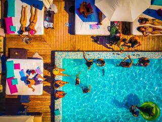 Lovers' Escape I 500m Award-Winning Beach Cenote I Pool Patio Gym Bikes Perks 303 - 1