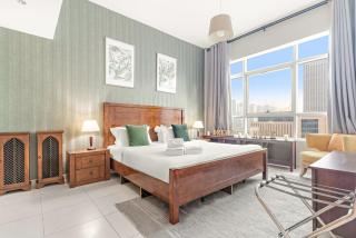 Stylish 1BR - Pool, Gym Access & City Skyline Views near JBR Beach - 8