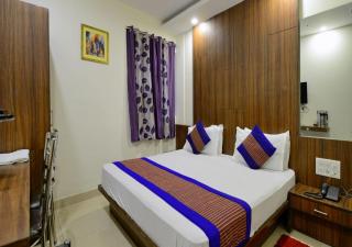 The Spot International - Main Bazar New Delhi - 4