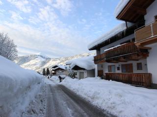 Apartment in Brixen near Ski Bus - 8
