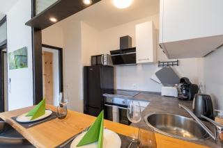 Gemütliche Fewo 1-3 Personen Balkon, Küche, Badewanne, Smart TV, Arbeitsplatz - Bad Driburg - 3