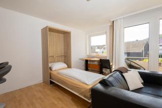 Gemütliche Fewo 1-3 Personen Balkon, Küche, Badewanne, Smart TV, Arbeitsplatz - 4