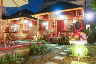 Orange wooden homestay - 0