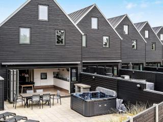 8 person holiday home in Blåvand - Blåvand - 0