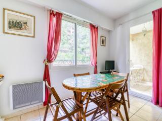 Mougins Hideaway for 4 Guests - 9