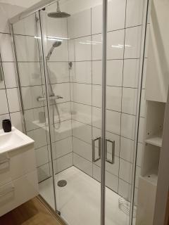 Chambre avec salle de bain privative - 6