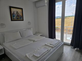 Vesna Lake Apartments - 6