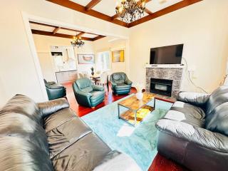 Spacious 5 Bedrooms Fully Fenced house in Auckland - Auckland - 6