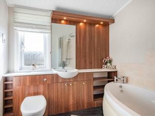 Oakwood Lodge - 6