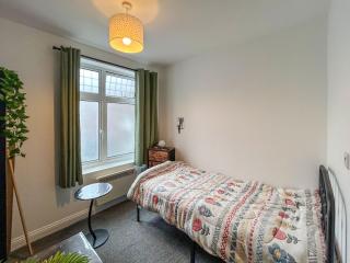 Flat One - Weymouth - 1
