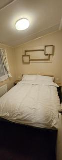 Large View 11 - Tattershall - 7