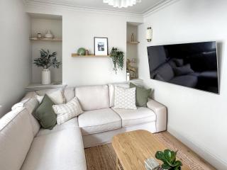 Lansdowne House - Brecon - 6