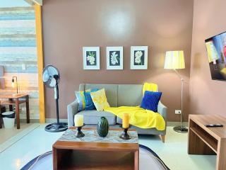 BGC Cozy Condo - Pool, Wi-Fi - Suite 11 - 8